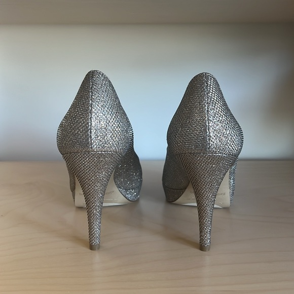 Enzo Angiolini Metallic Gold Platform Pumps - Picture 4 of 7